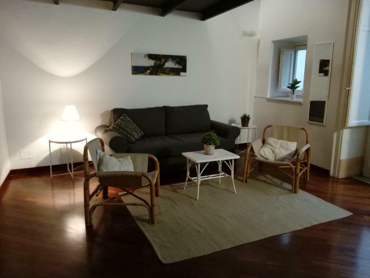 Casa Tea: Nel Cuore Del Centro Storico Palermo Exterior foto